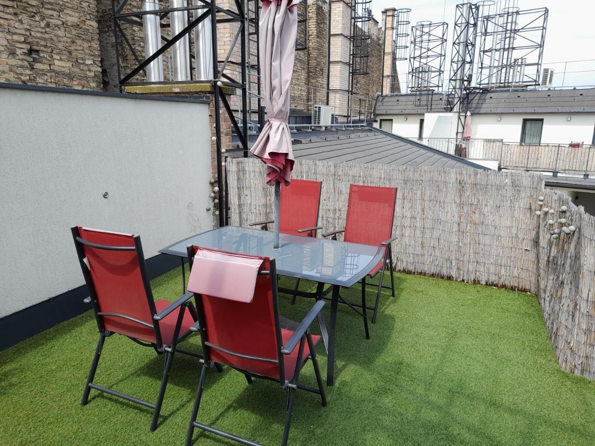 Erkel Rooftop Suites Budapest Exterior photo